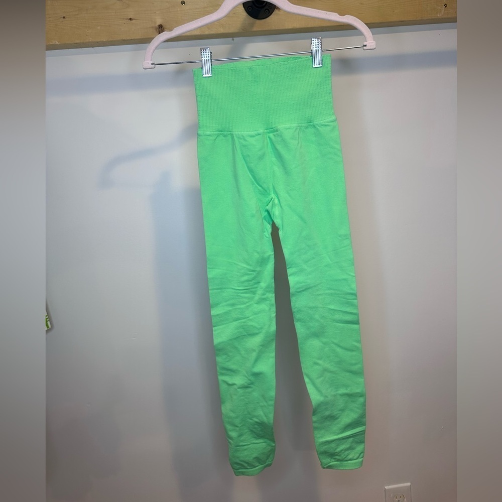 NWOT Free People Movement Neon Green Perforated 7/8 High Waist Leggings - Picture 4 of 7
